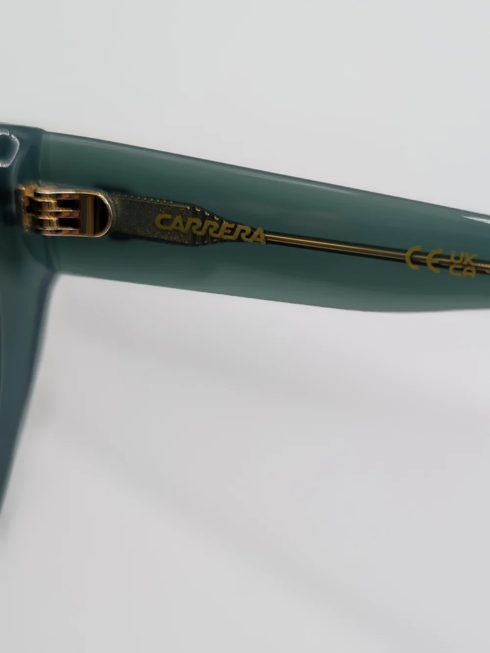 NWT Carrera 3017/S Cat Eye Sunglasses Translucent Green 1EDHA 55mm Case Inc.